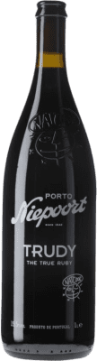 22,95 € Spedizione Gratuita | Vino dolce Niepoort Drink Me Nat Cool Trudy Ruby I.G. Porto porto Portogallo Sousón, Touriga Franca, Touriga Nacional, Tinta Roriz, Tinta Amarela, Tinta Cão, Tinta Francisca Bottiglia 1 L