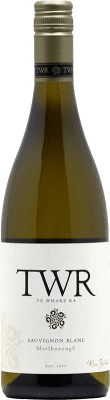 24,95 € Envío gratis | Vino blanco Te Whare Ra TWR Sauvignon Blanc I.G. Marlborough Marlborough Nueva Zelanda Sauvignon Blanca Botella 75 cl