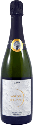 9,95 € 送料無料 | 白スパークリングワイン Ladrón de Lunas Prestige ブルットの自然 D.O. Cava カタロニア スペイン Macabeo, Chardonnay ボトル 75 cl