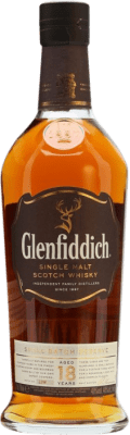 66,95 € 免费送货 | 威士忌单一麦芽威士忌 Glenfiddich 苏格兰 英国 18 岁 瓶子 70 cl