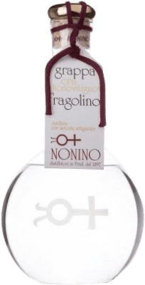 155,95 € Spedizione Gratuita | Grappa Nonino Cru Monovitigno Fragolino Italia Bottiglia Medium 50 cl