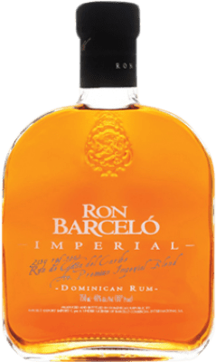 111,95 € Envío gratis | Ron Barceló Imperial República Dominicana Botella Especial 1,75 L