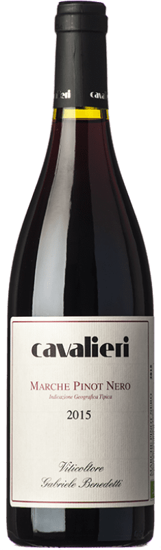 23,95 € Envío gratis | Vino tinto Cavalieri I.G.T. Marche Marche Italia Pinot Negro Botella 75 cl