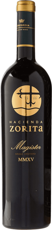42,95 € 免费送货 | 红酒 Hacienda Zorita Magister 预订 I.G.P. Vino de la Tierra de Castilla y León 卡斯蒂利亚莱昂 西班牙 Tempranillo, Merlot, Syrah 瓶子 75 cl