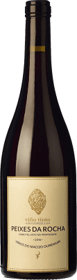 22,95 € Free Shipping | Red wine Peixes Da Rocha Aged Spain Mencía, Grenache Tintorera, Mouratón, Godello Bottle 75 cl