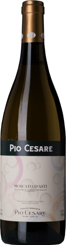 16,95 € 免费送货 | 甜葡萄酒 Pio Cesare D.O.C.G. Moscato d'Asti 皮埃蒙特 意大利 Moscato — 麝香葡萄 75 cl