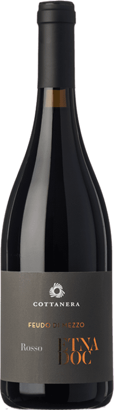29,95 € Spedizione Gratuita | Vino rosso Cottanera Rosso D.O.C. Etna Sicilia Italia Nerello Mascalese, Nerello Cappuccio Bottiglia 75 cl