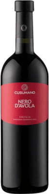 12,95 € Envio grátis | Vinho tinto Cusumano I.G.T. Terre Siciliane Sicília Itália Nero d'Avola Garrafa 75 cl