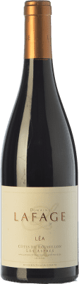 21,95 € Envoi gratuit | Vin Rouge Domaine Lafage Léa Cuvée Crianza A.O.C. Côtes du Roussillon Languedoc-Roussillon France Syrah, Garnacha — Grenache, Cariñena — Carignan 75 cl