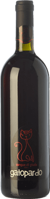 9,95 € 免费送货 | 甜酒 Gatopardo Sangue di Giuda I.G.T. Lombardia 伦巴第 意大利 Pinot Black, Barbera, Croatina, Rara 瓶子 75 cl