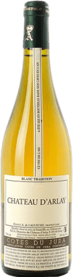 31,95 € Spedizione Gratuita | Vino bianco Château d'Arlay Tradition Blanc A.O.C. Côtes du Jura Jura Francia Chardonnay, Savagnin Bottiglia 75 cl