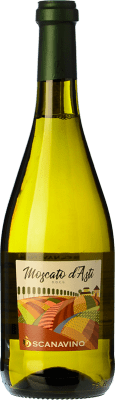 14,95 € Spedizione Gratuita | Vino dolce Scanavino D.O.C.G. Moscato d'Asti Piemonte Italia Moscato Bianco Bottiglia 75 cl