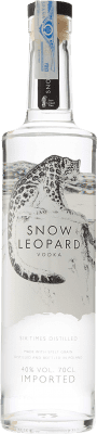 67,95 € Бесплатная доставка | Водка Snow Leopard Польша бутылка 70 cl