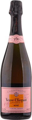 76,95 € Бесплатная доставка | Розовое игристое Veuve Clicquot Rosé брют A.O.C. Champagne шампанское Франция Pinot Black, Chardonnay, Pinot Meunier бутылка 75 cl