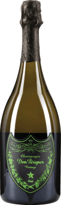329,95 € Бесплатная доставка | Белое игристое вино Moët & Chandon Dom Pérignon Brut — брют Vintage, LED Luminoso — Светодиодный светильник A.O.C. Champagne шампанское Франция Pinot Noir — Пино Нуар, Chardonnay — Шардоне 75 cl
