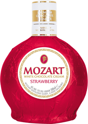 19,95 € Envío gratis | Crema de Licor Suntory Mozart Fresa y Chocolate Blanco Botella Medium 50 cl