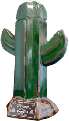 77,95 € Spedizione Gratuita | Tequila La Cofradía Cactus Cerámica Reposado Messico Bottiglia 70 cl