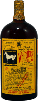 Blended Whisky White Horse 40 Ounces at Lagavulin Distillery 1.18 L Spécimen de Collection années 1970's 1 L