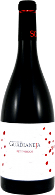 5,95 € Free Shipping | Red Wine Vinícola de Castilla Señorío de Guadianeja Young D.O. La Mancha Castilla la Mancha Spain Petit Verdot 75 cl