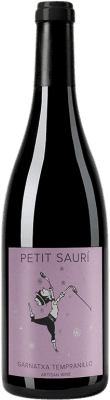 16,95 € Free Shipping | Red wine Coastal Petit Saurí Garnacha Tempranillo D.O. Tarragona Catalonia Spain Tempranillo, Grenache Bottle 75 cl