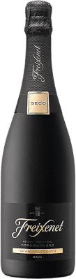 10,95 € Бесплатная доставка | Белое игристое вино Freixenet Cordón Negro Seco — Сухое Отбор D.O. Cava Каталония Испания Macabeo — Макабео, Xarel·lo — Шарелло, Parellada — Парельяда 75 cl