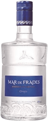 18,95 € Envío gratis | Orujo Aguardiente Mar de Frades España Botella 70 cl