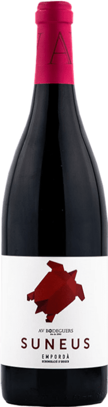 12,95 € Envio grátis | Vinho tinto AV Suneus Crianza D.O. Empordà Catalunha Espanha Syrah, Grenache Garrafa 75 cl