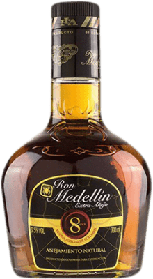 17,95 € Envío gratis | Ron Medellín Colombia 8 Años Botella 70 cl