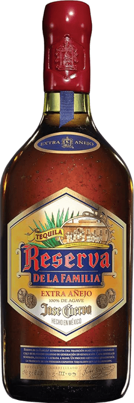 118,95 € 免费送货 | 龙舌兰 José Cuervo Reserva de la Familia 预订 墨西哥 瓶子 70 cl
