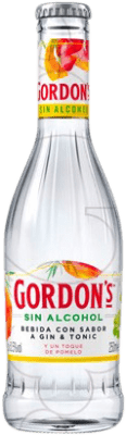 2,95 € Envio grátis | Schnapps Gordon's Reino Unido Garrafinha 25 cl Pomelo — Toranja Sem Álcool