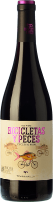10,95 € Envio grátis | Vinho Tinto Family Owned Bicicletas y Peces Jovem D.O.Ca. Rioja La Rioja Espanha Tempranillo 75 cl