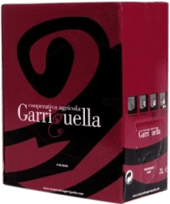 19,95 € Spedizione Gratuita | Vino Rosso Garriguella Giovane Catalogna Spagna Garnacha — Grenache, Mazuelo, Cariñena — Carignano Bag in Box 5 L