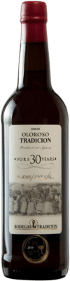 77,95 € Envío gratis | Vino generoso Tradición Oloroso V.O.R.S. Very Old Rare Sherry D.O. Jerez-Xérès-Sherry Andalucía España Palomino Fino Botella 75 cl