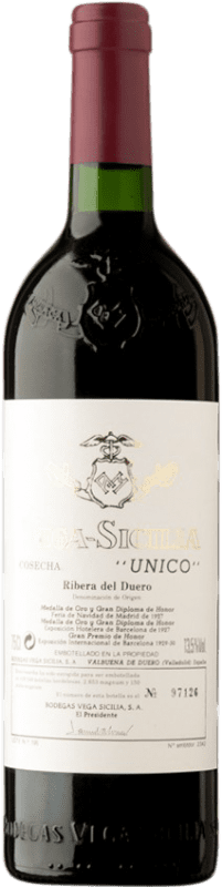 724,95 € Free Shipping | Red wine Vega Sicilia Único 1990 D.O. Ribera del Duero Castilla y León Spain Tempranillo, Cabernet Sauvignon Bottle 75 cl