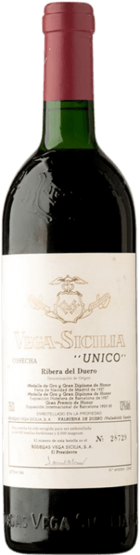 966,95 € Free Shipping | Red wine Vega Sicilia Único Grand Reserve 1983 D.O. Ribera del Duero Castilla y León Spain Tempranillo, Merlot, Cabernet Sauvignon Bottle 75 cl