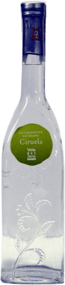 17,95 € Envio grátis | Aguardente Orujo Valle del Jerte Ciruela Espanha Garrafa Medium 50 cl